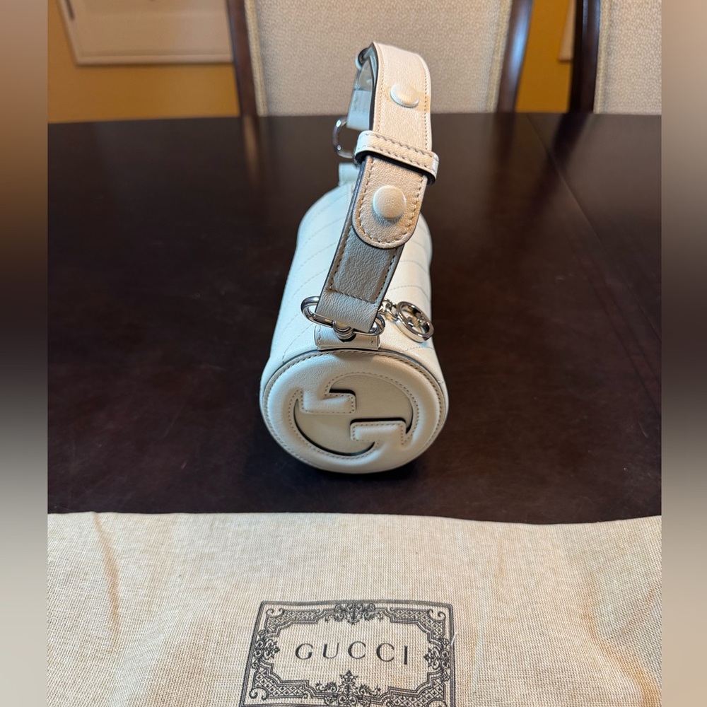 New Authentic Gucci Blondie GG Logo Ivory Shoulder Bag - Picture 11 of 14